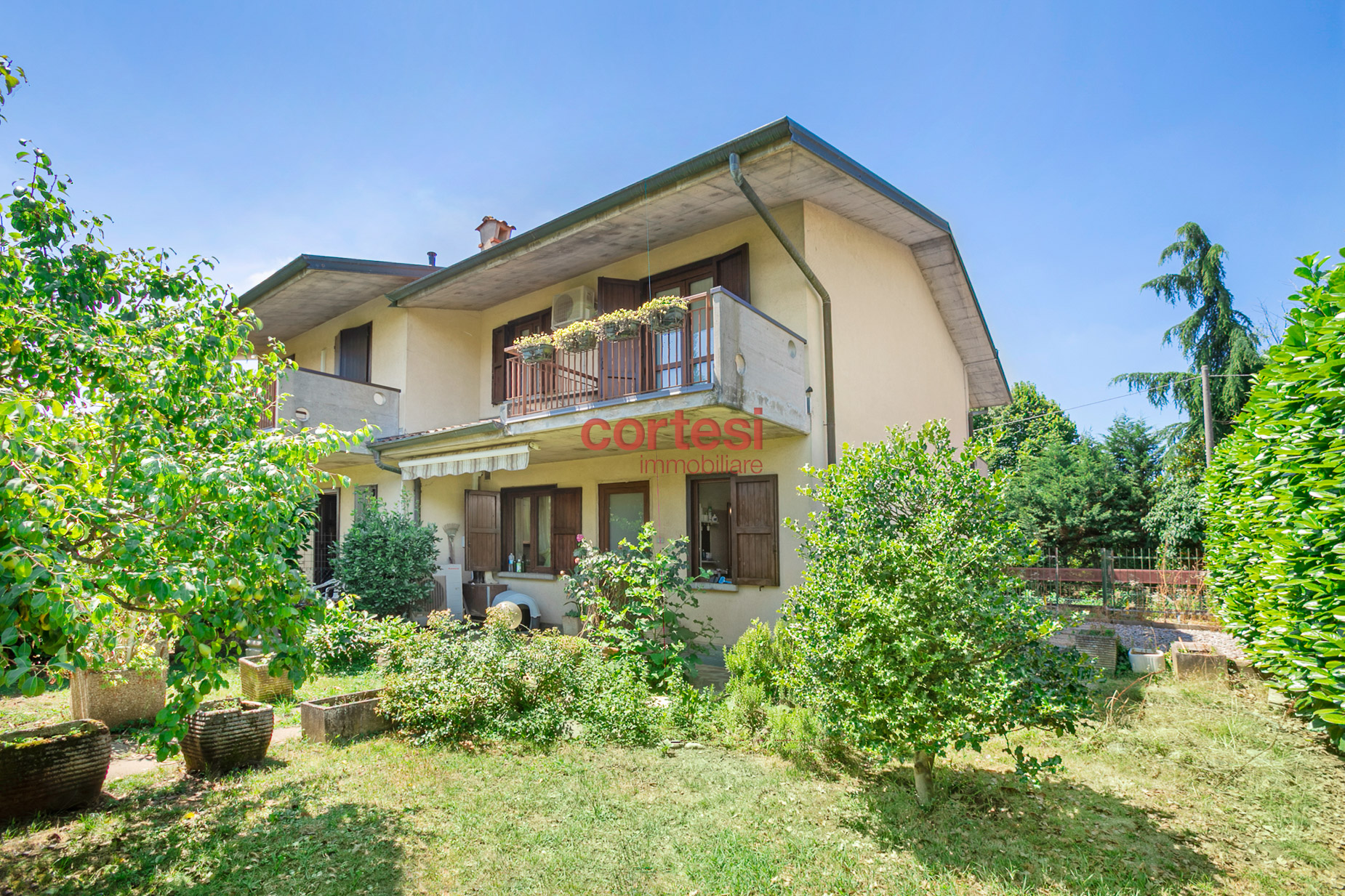Pedrengo Villa Bifamiliare in Vendita