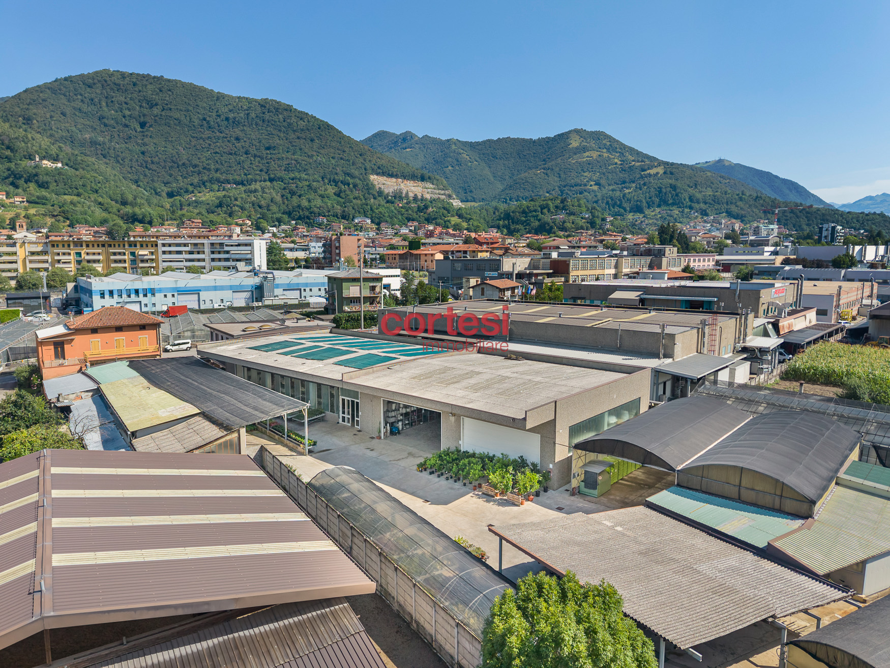 Nembro Capannone in Vendita