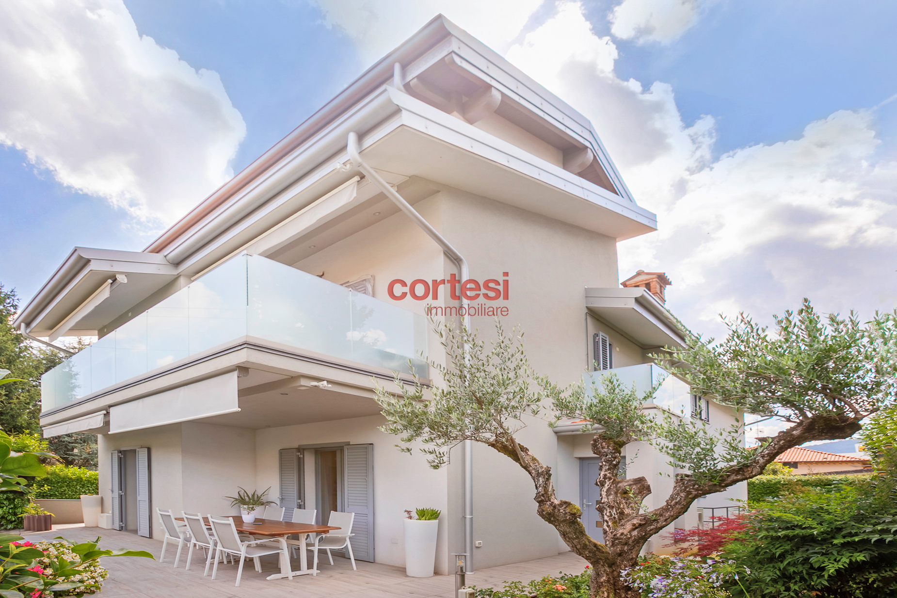 Ranica Villa Bifamiliare in Vendita